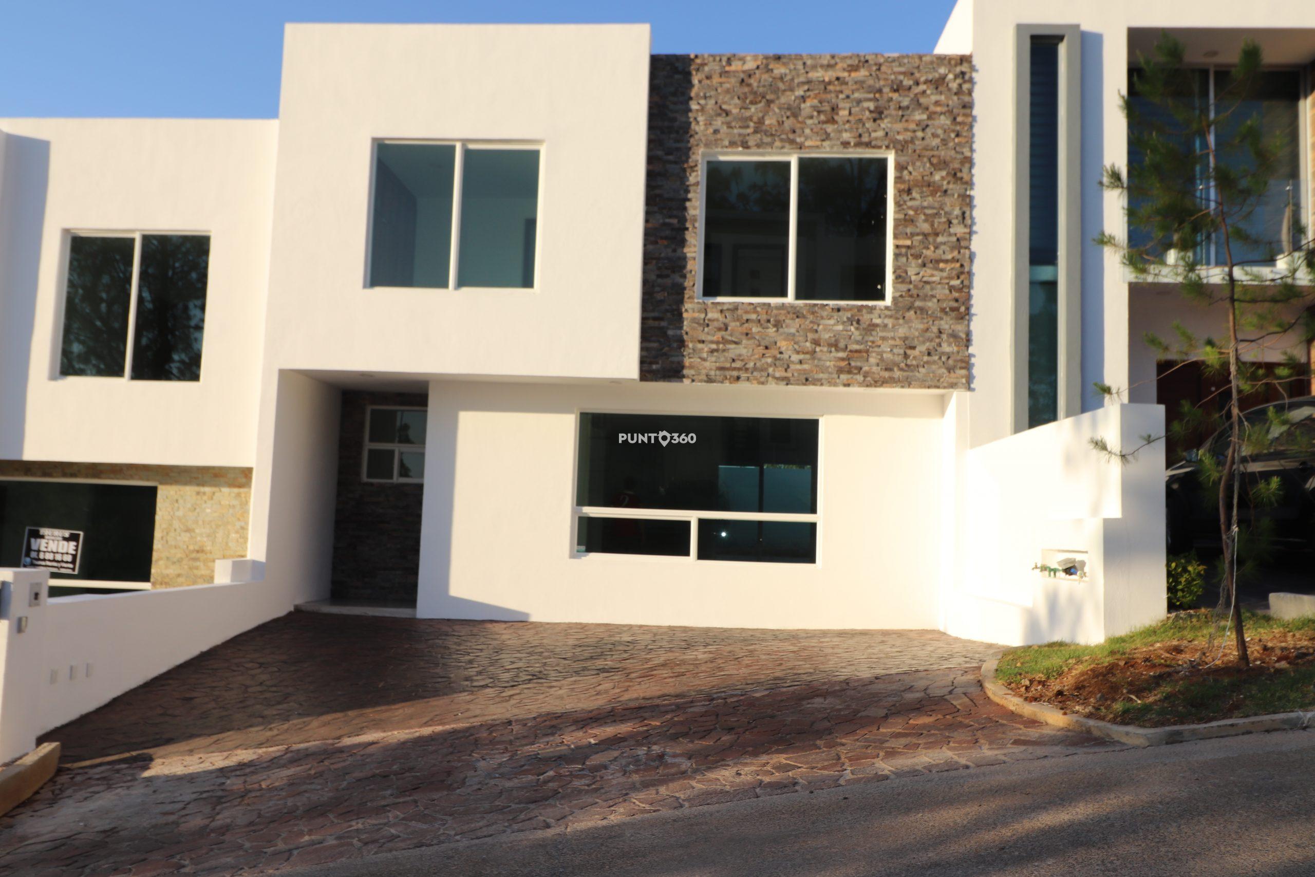 Casa nueva en venta en altozano a un lado del tecnologico de Monterrey