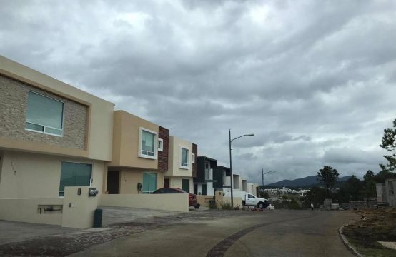 Casas nuevas en venta ubicadas en vistas altozano
